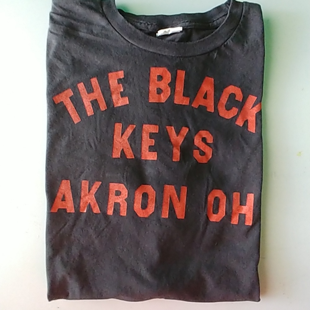 Men's Black Keys shirt XL
